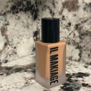 Flawless base foundation